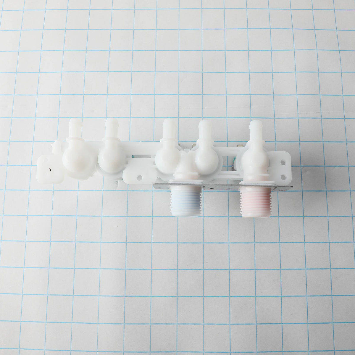 GE WH23X29538 Water Valve - shown with measurements
