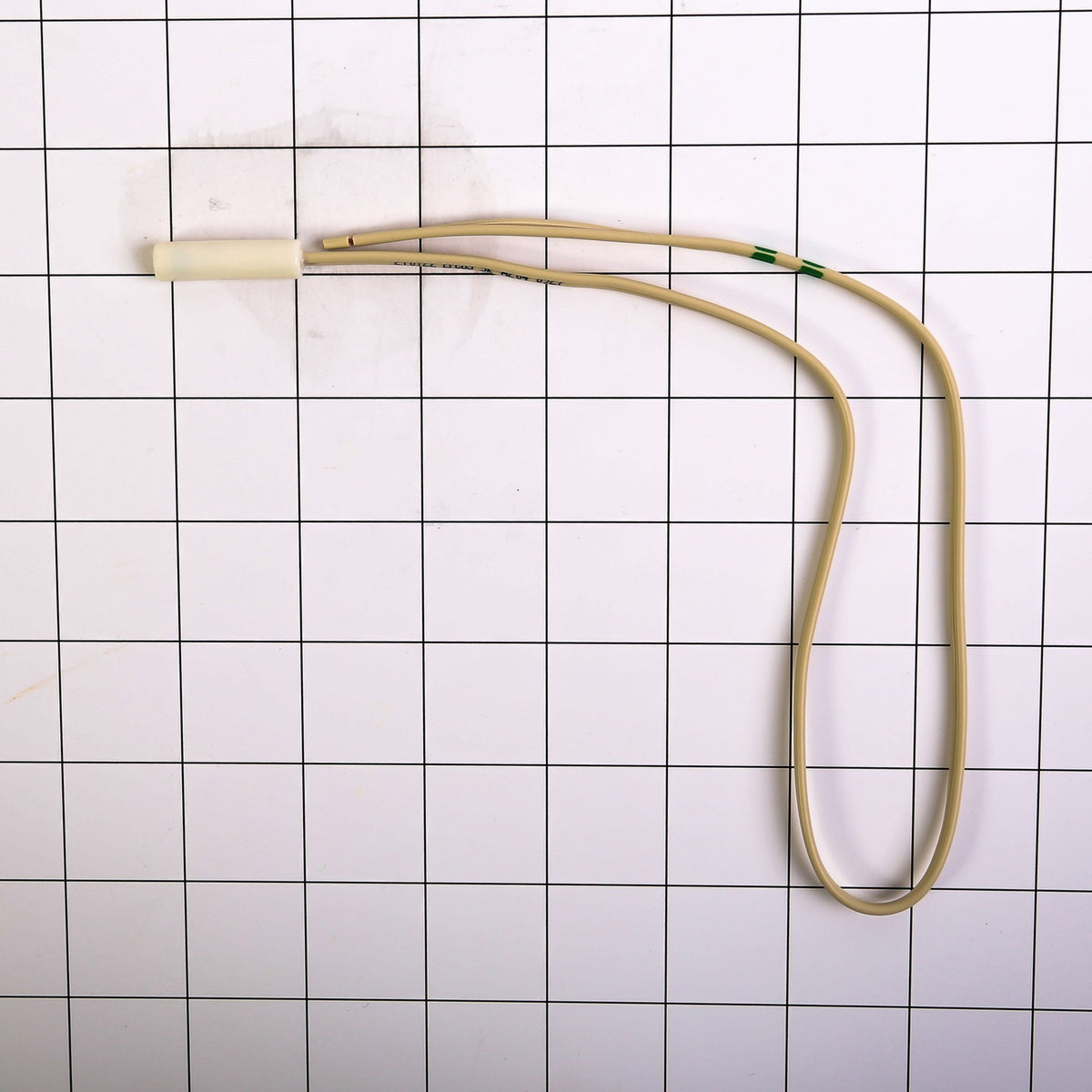 GE WR55X10025 Refrigerator Temperature Sensor - shown with measurements