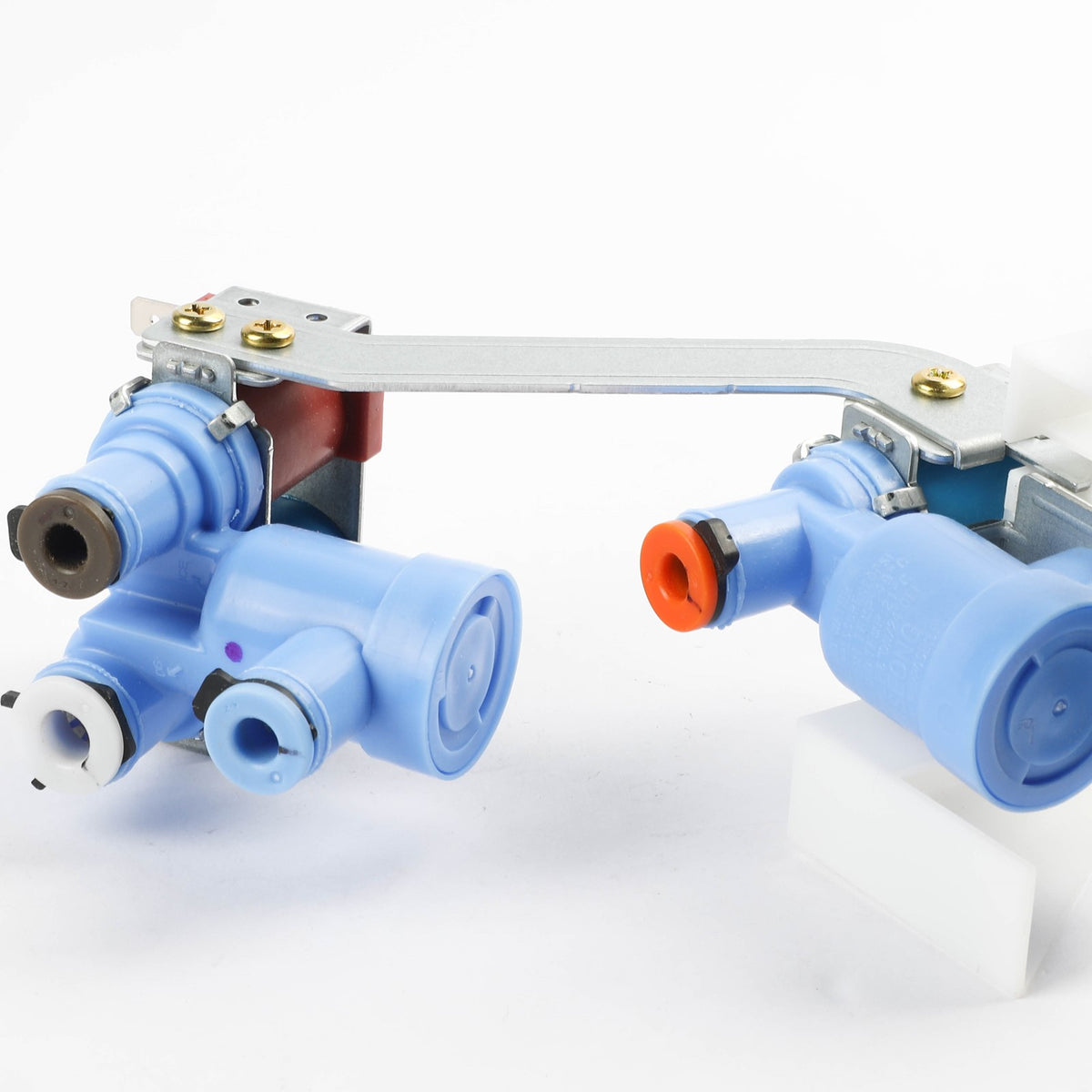 GE WR57X36626 Triple Water Valve - alternate view