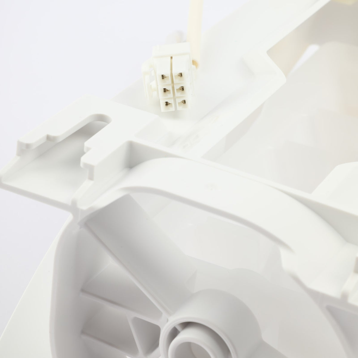 Electrolux 243297608 Ice Maker - detail view