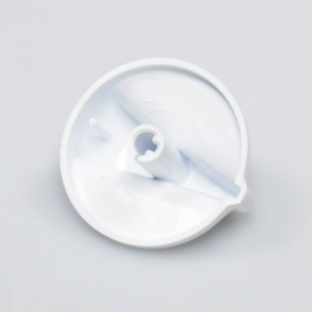 GE WB03K10034 Range White Burner Knob - rear view