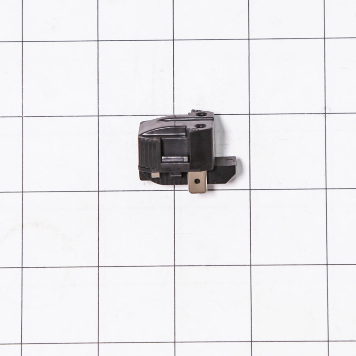 GE WR07X26748 Refrigerator Compressor Start Relay - shown with measurements