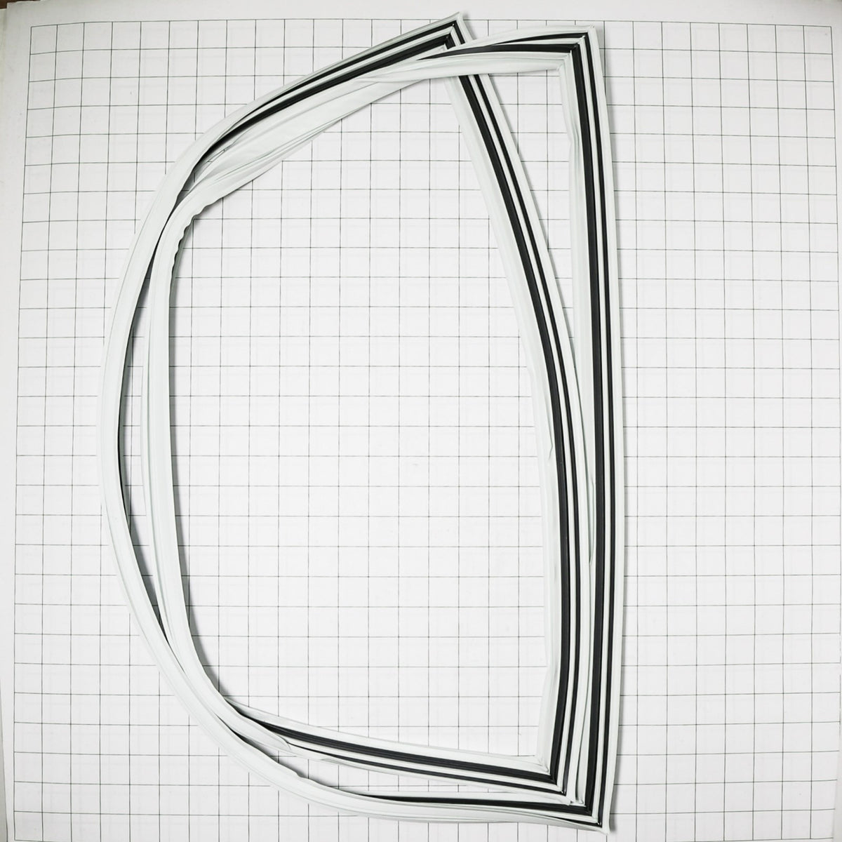GE WR24X10236 Gasket Door Ff - shown with measurements