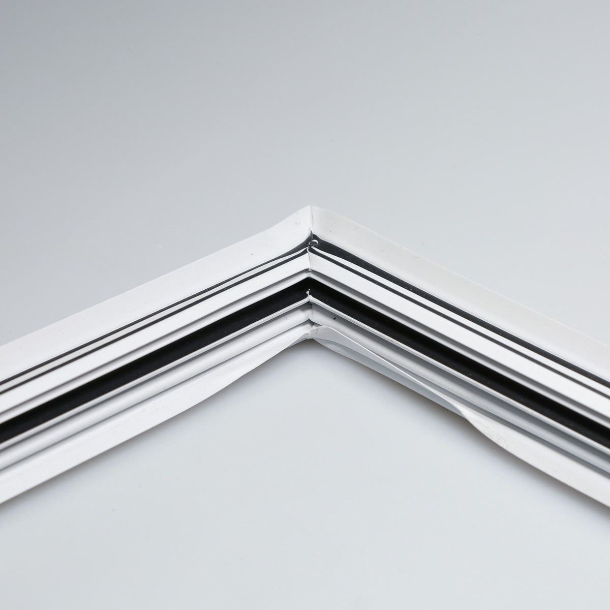 Electrolux 242193213 Gasket-Door Ref. 21 - detail view