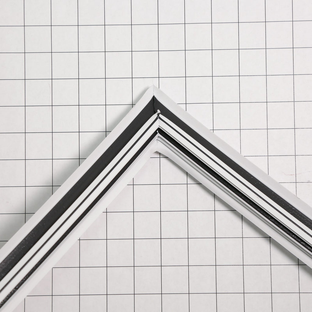 Electrolux 242193213 Gasket-Door Ref. 21 - shown with measurements