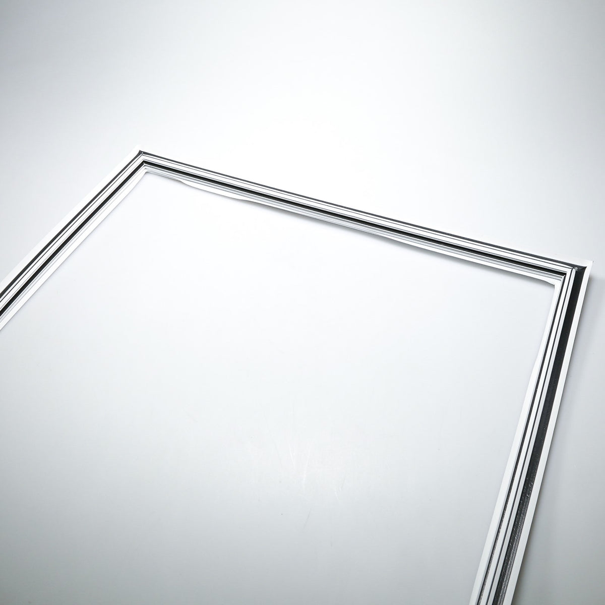 Electrolux 242193213 Gasket-Door Ref. 21