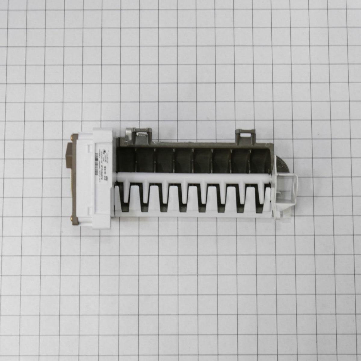 Whirlpool D7824706Q Ice Maker - shown with measurements