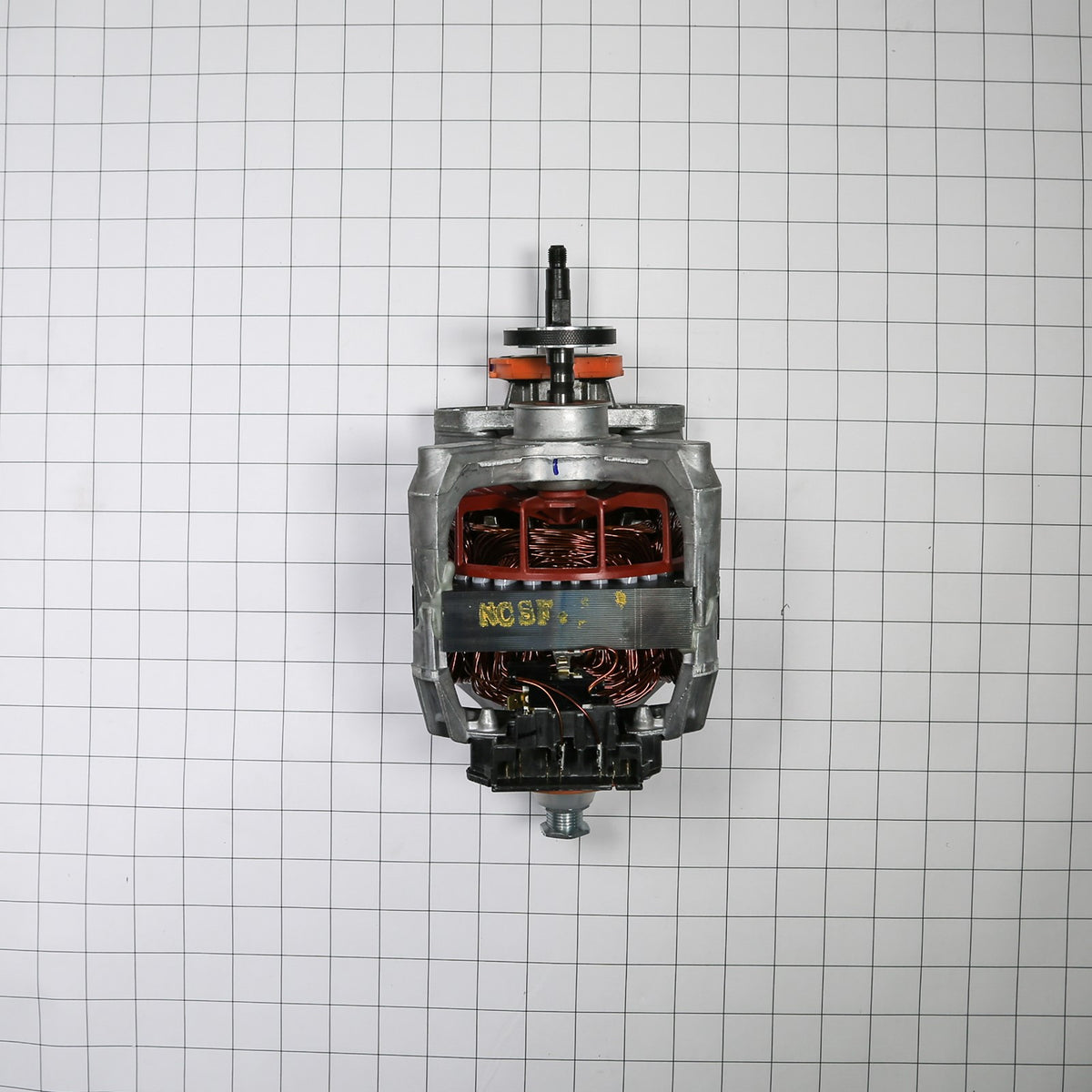 Whirlpool W11234001 Motor-Drve - shown with measurements